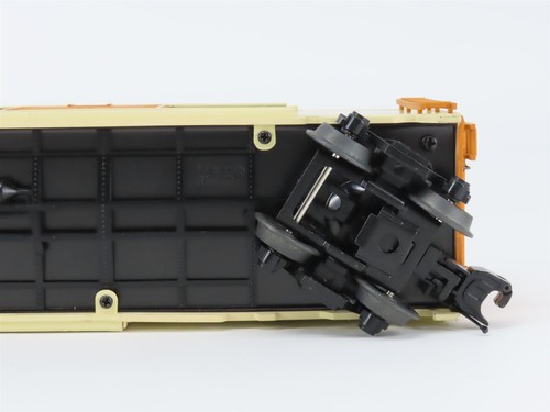 O Gauge 3-Rail MTH 20-93510 TCA Fall York 2010 40' Box Car - Picture 10 of 13
