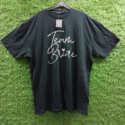 SIMPLY BE TEAM BRIDE SPELL OUT T-SHIRT IN SCHWARZ GRÖßE UK 18