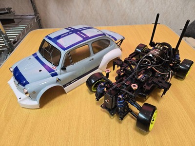 ミニドリ車 Tamiya M-05 RCカー ボディ付き メカ無し タミヤmシャーシ