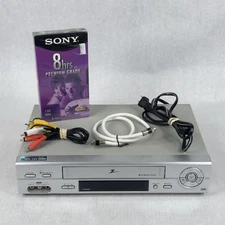ZENITH VCS442 VCR 4-Head Hi-Fi Stereo Player Recorder w/ Cables Tape NO REMOTE