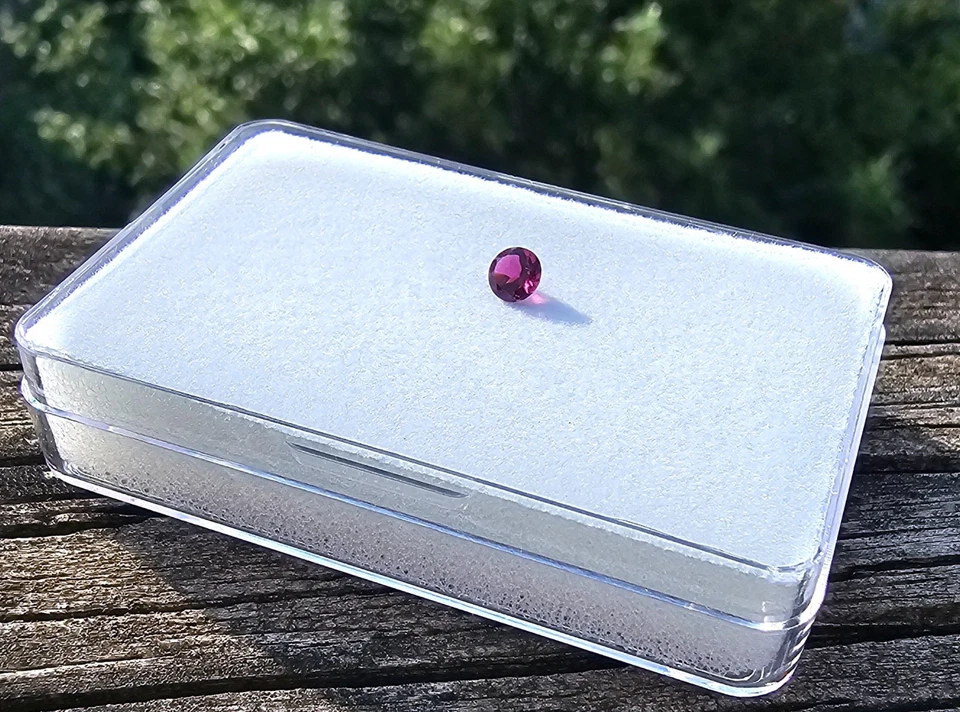 ¡Piedra preciosa suelta redonda de 4 mm de turmalina rubelita! Foto 3 de 4