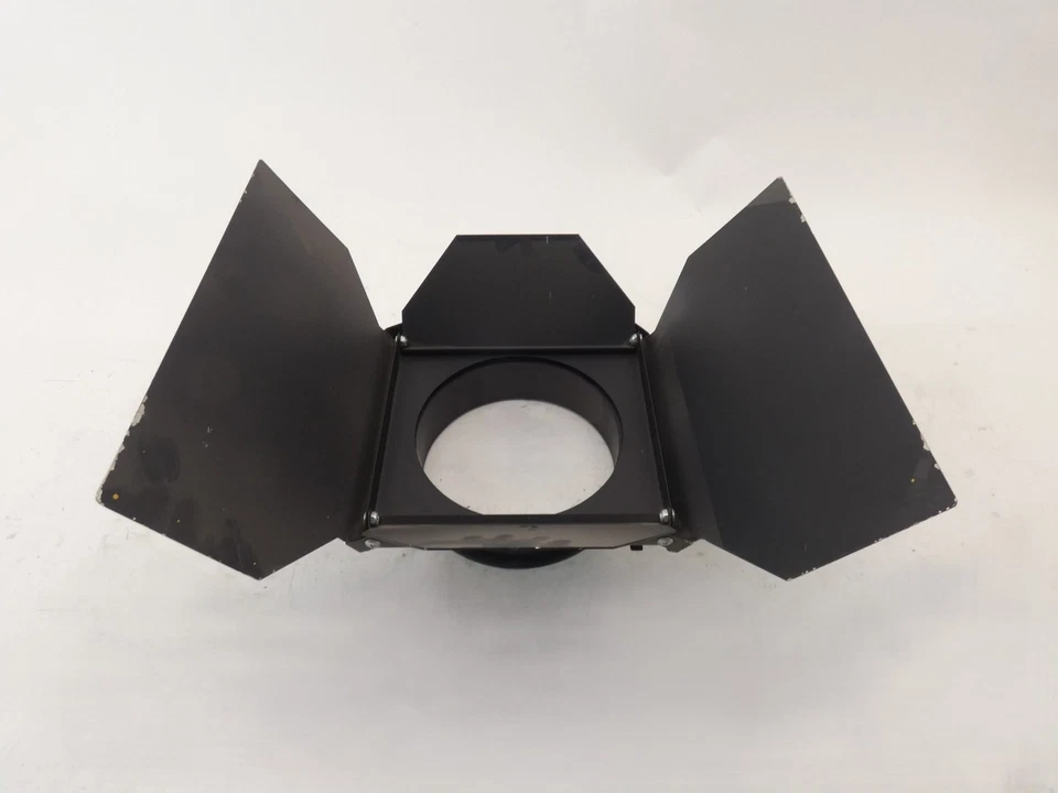 City Theatrical Barn Door Source Four Black PAR 6-1/2" 4-Leaf - Image 3 of 4