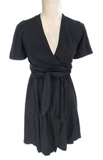 ANN TAYLOR Women Size 0 Black real Wrap Mini Dress Short Sleeve V-Neck Stretch