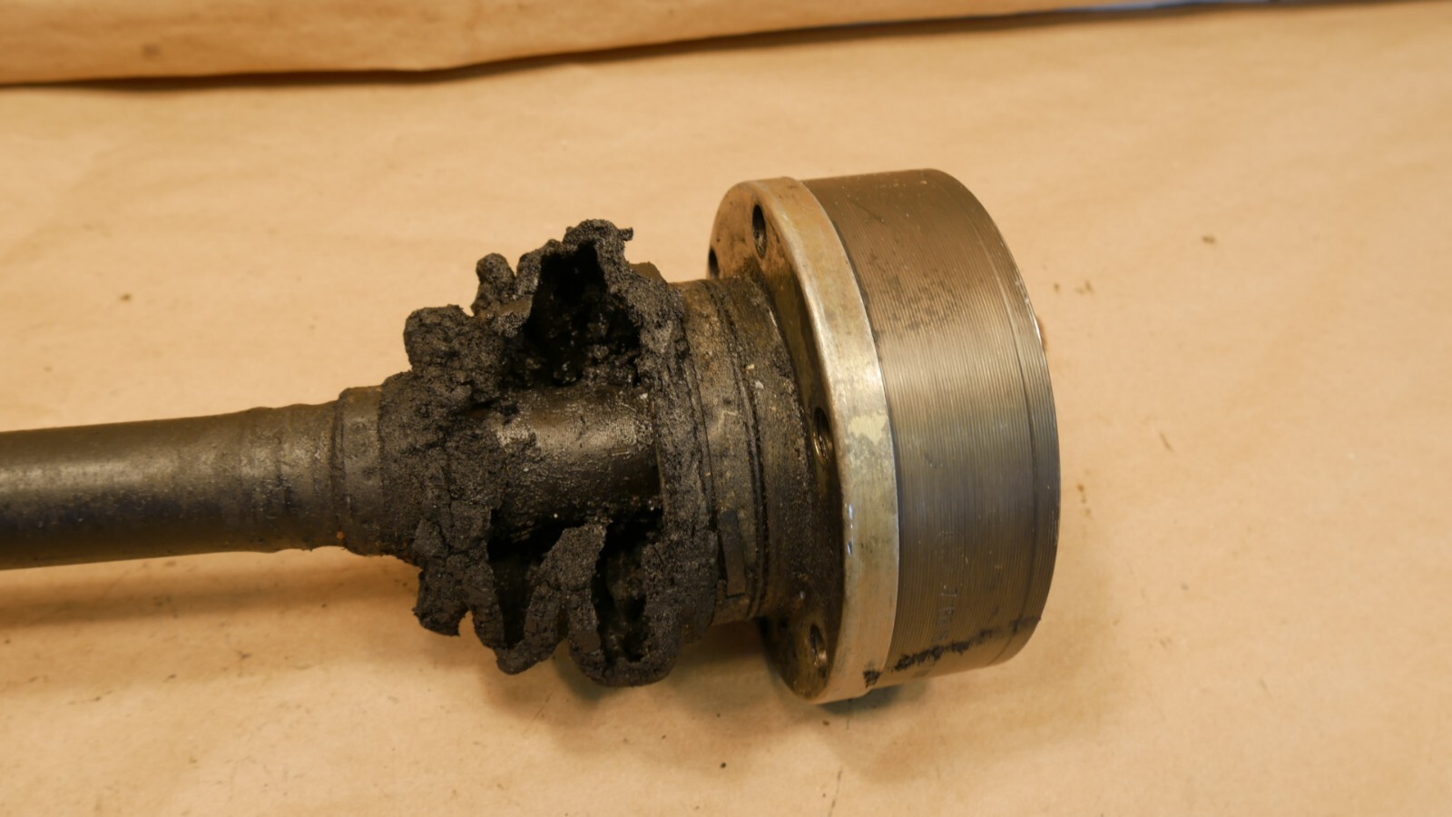 Ferrari 308 328 365 400  Axle Shaft OEM PN 103885