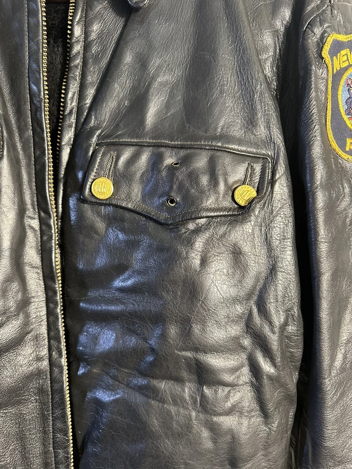 Chaqueta Motociclista Newark New Jersey Policía Cuero Negra Talla 48 Coleccionable De Colección Foto 3 de 4