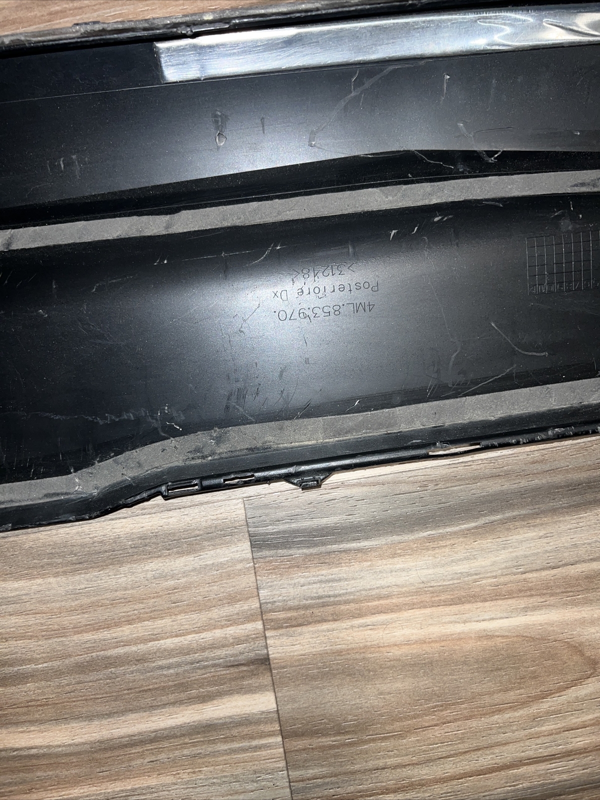 Rear Right Rocker Trim Panel Lower Door Molding Sill 4ML853970 Lamborghini Urus