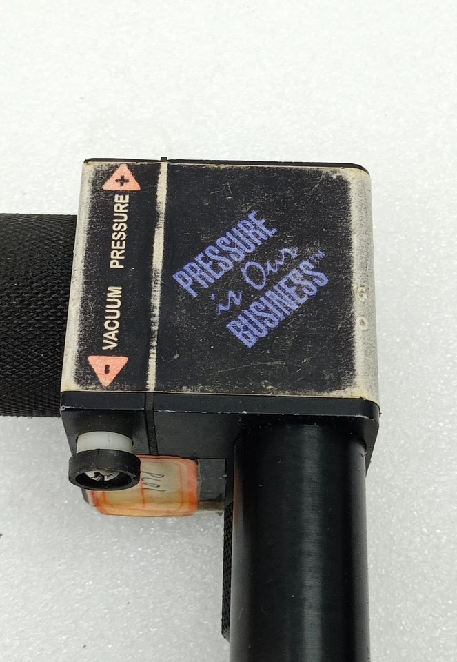 Crystal Engineering ComboPump PRECISION PRESSURE AND VACUUM HAND PUMP - Image 3 of 4