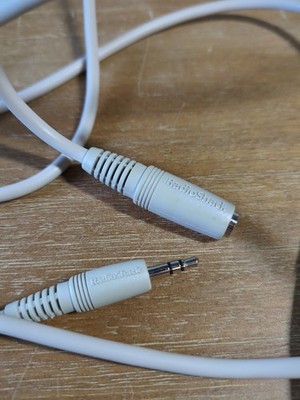 Radioshack 3.5mm Aux Extension Cable (8FT) MALE-FEMALE