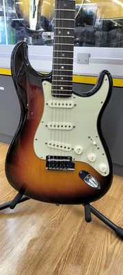 FENDER USA E-Gitarre AMERICAN DELUXE STRATOCASTER