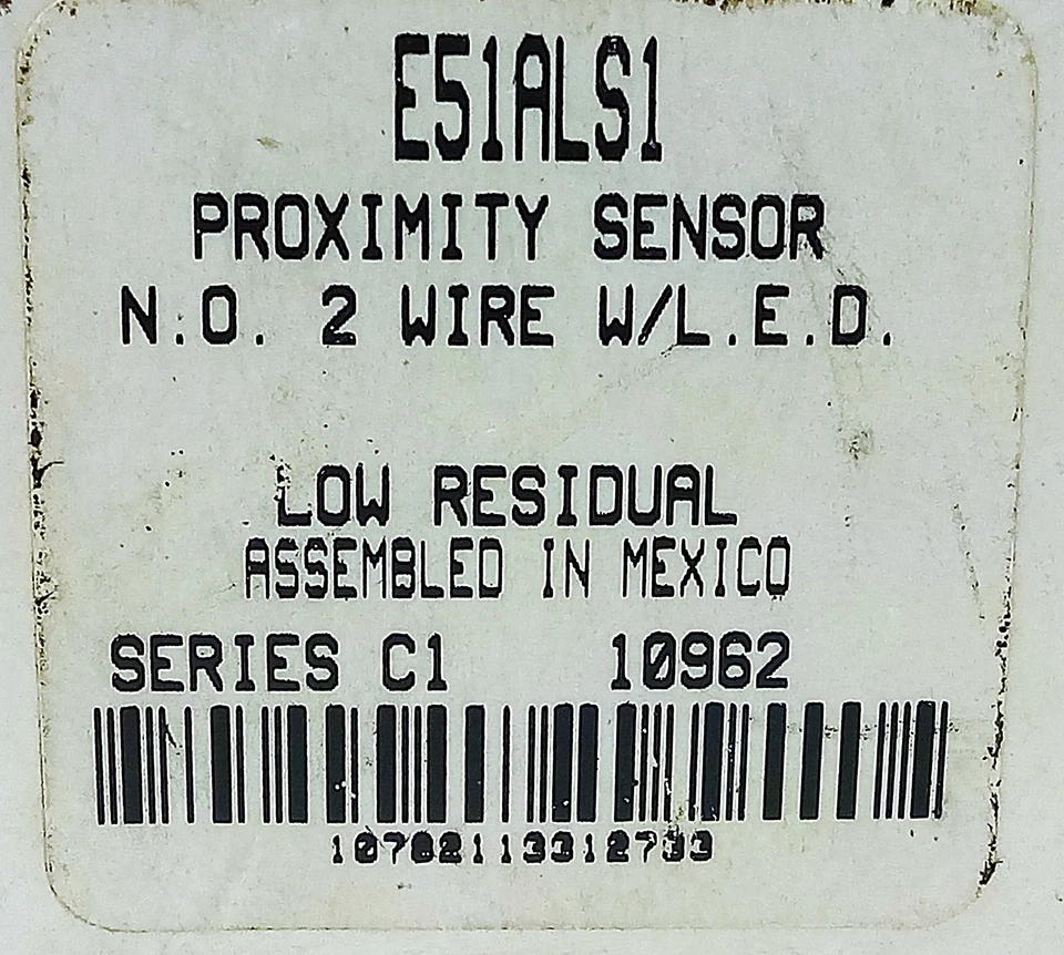 Cutler-Hammer E51ALS1 24-120 V AC Shielded Inductive Proximity Sensor w/ LED - Image 2 of 4