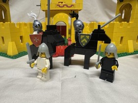 Lego 375 / 6075 Vintage Castle