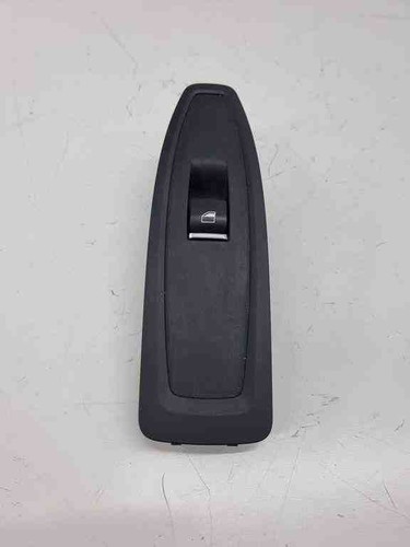 BMW 4 Coupe F32, F82 Schalter für Fensterheber hinten rechts 9208107 32437700
