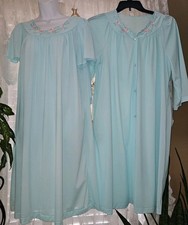 VTG Shadowline Petals Peignoir Set Aqua Blue Nylon Silky Nightgown  Robe S