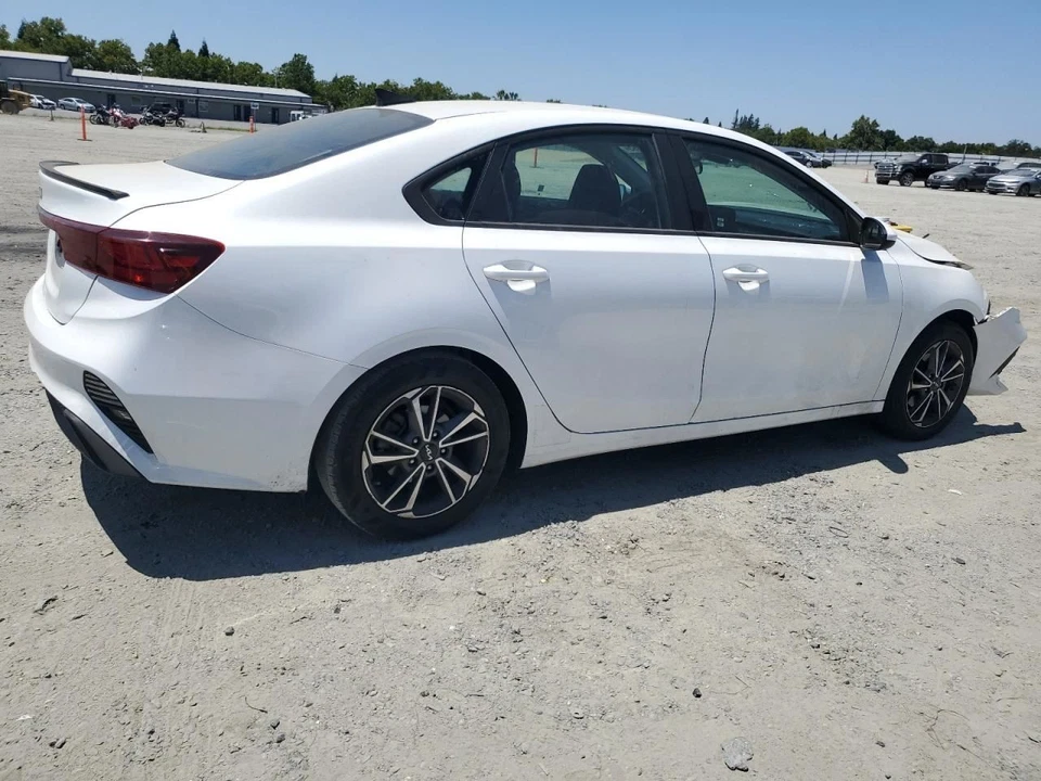 STEERING WHEEL 56110M7250B2C 2022-2024 KIA FORTE - Image 3 of 4