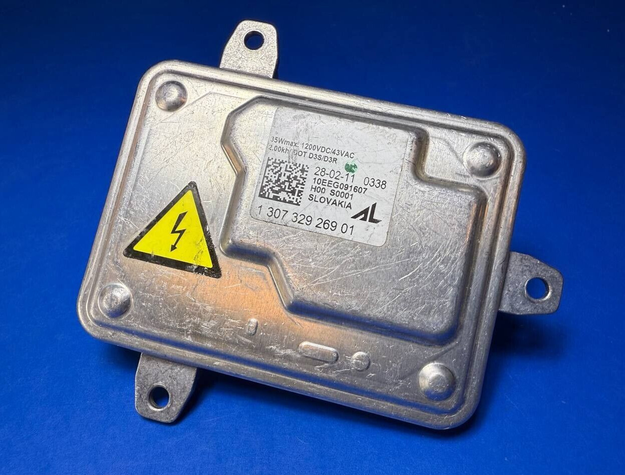 14 - 17 MERCEDES CLA250 GLA250 XENON HEADLIGHT BALLAST MODULE 130732926901 OEM