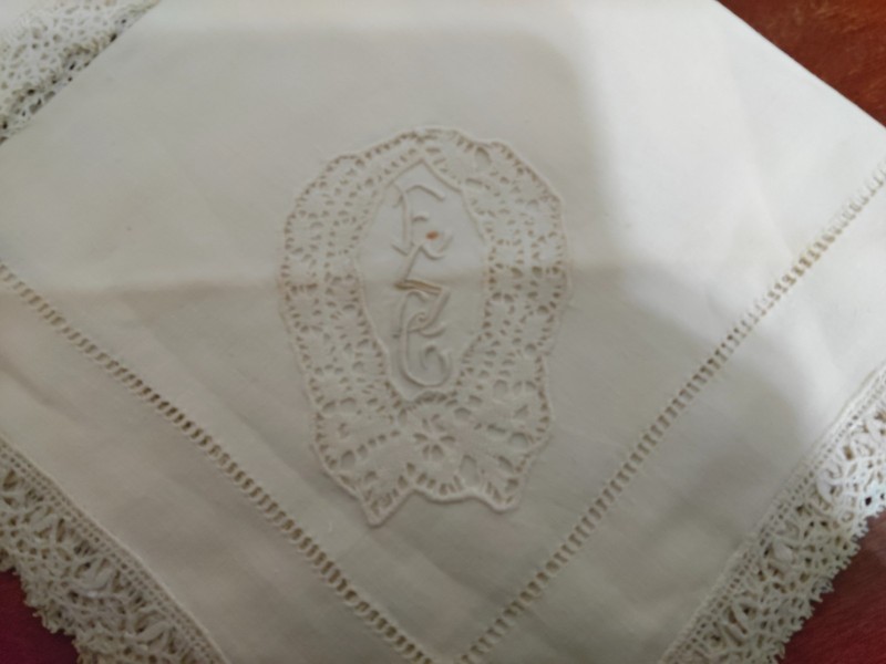 set of 13  gorgeous antique napkins 15x15 in with handmade lace and embroidery