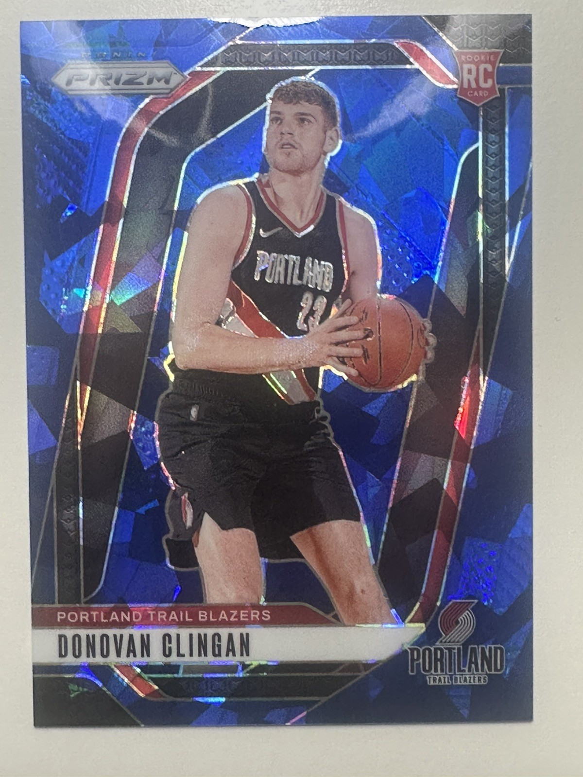 2024-25 Panini Prizm - Donovan Clingan #221 Blue Ice Prizm /125 (RC)