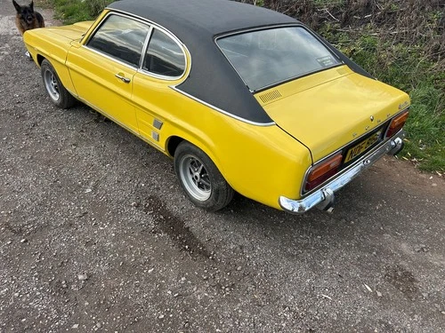 MK1 Ford Capri Face Lift Daytona Yellow - with 2.0 GT engine and black trim - Picture 2 of 24