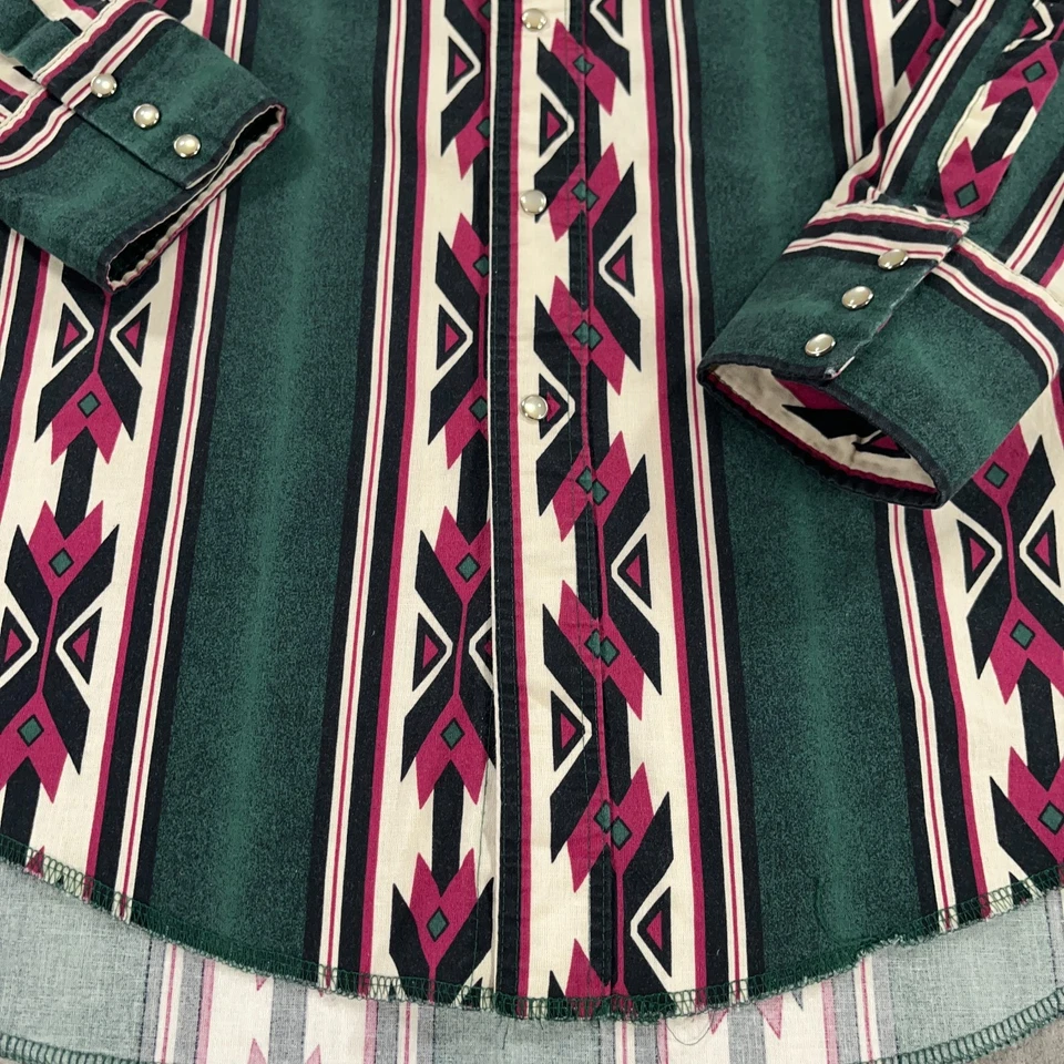 Vintage Wrangler Shirt Mens Large Green Aztec Striped Pearl Snap Long Sleeve 90s - Image 3 of 4