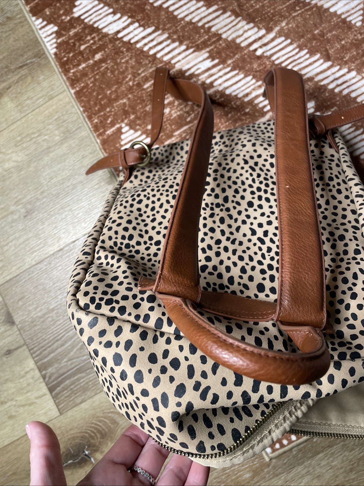 Universal Threads Leopard Cheetah Print Canvas Ba… - image 7