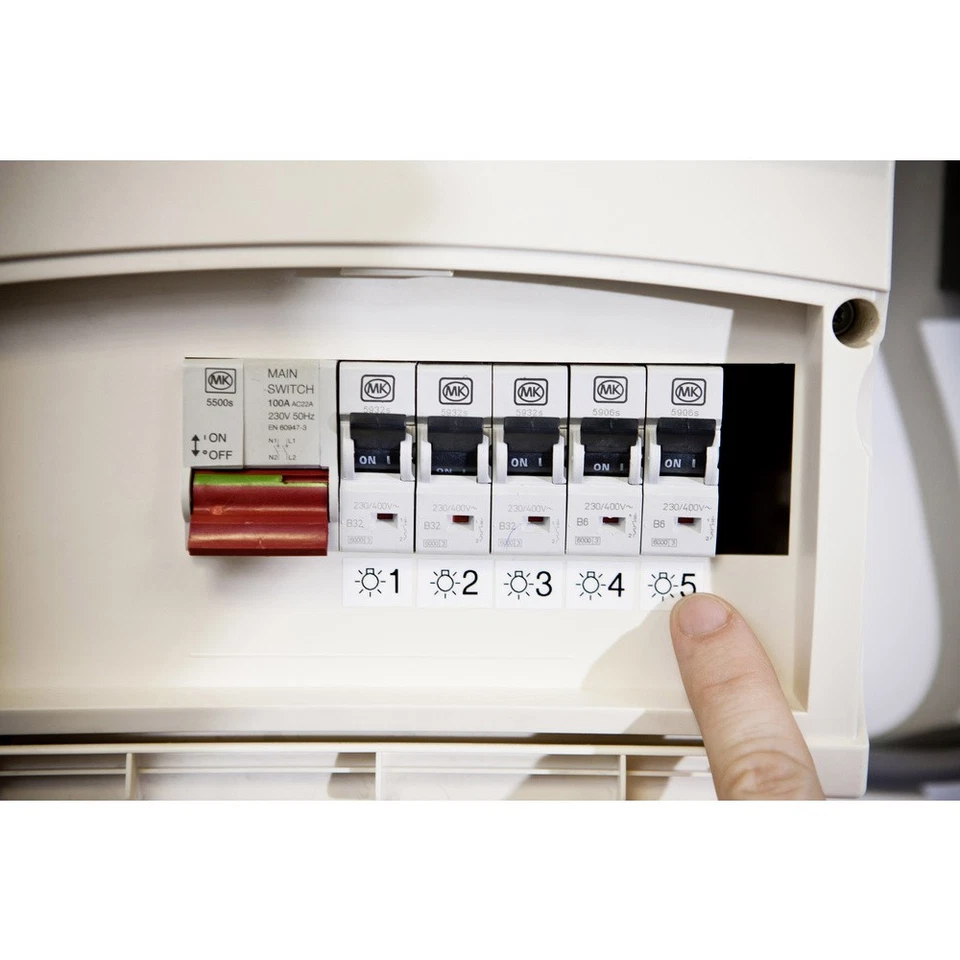 Brother P-touch E110 Beschriftungsgerät Geeignet für Schriftband: TZe 3.5 mm,... - Bild 3 von 4