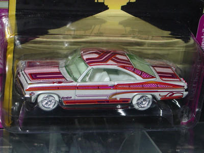 JOHNNY WHITE LIGHTNING 1965 CHEVY IMPALA SS CUSTOM LOWRIDER CHASE -Purple, MIP