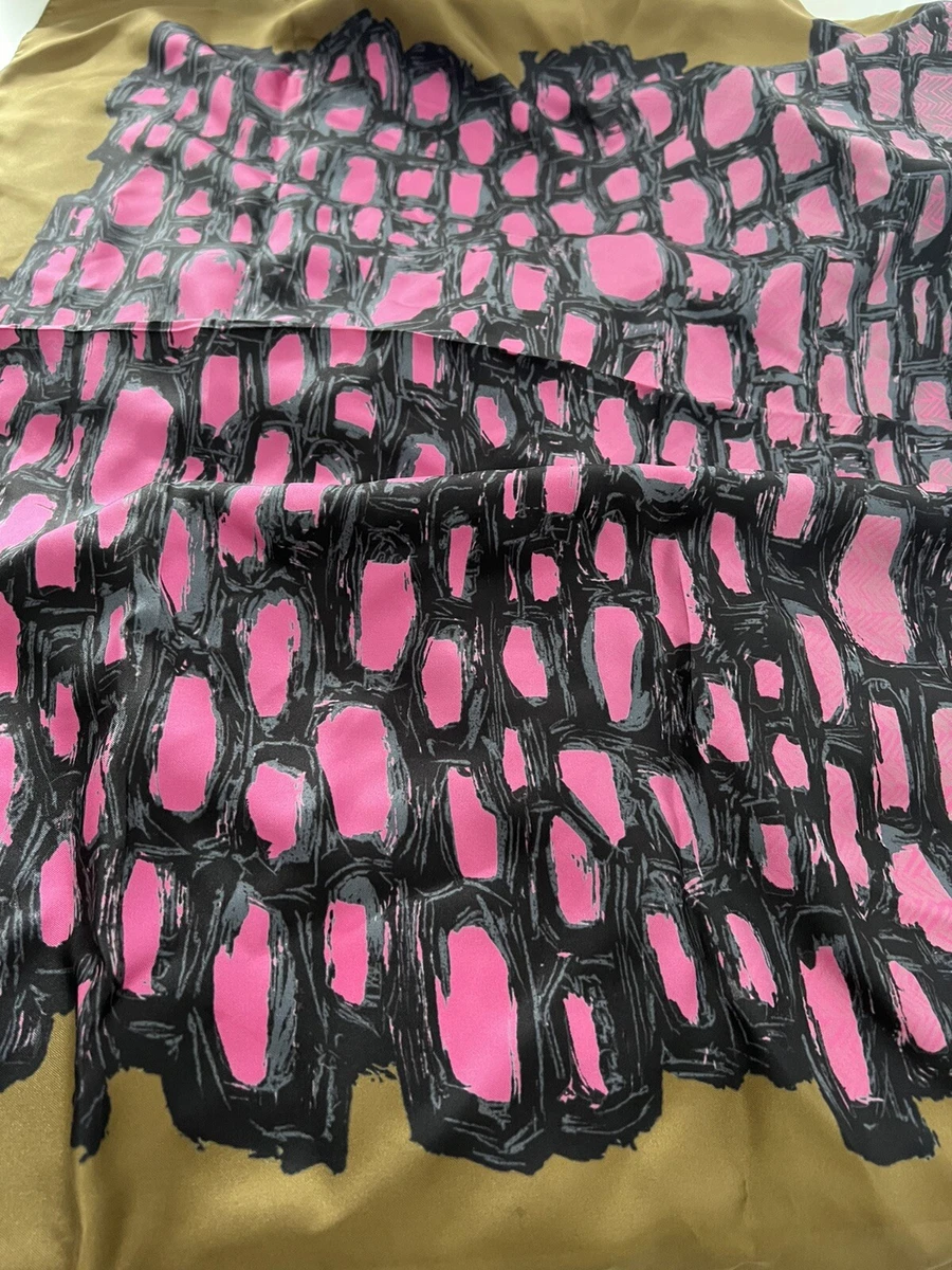 women balenciaga scarf