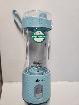 Portable Blender, Personal Size Blender Smoothies Shakes, Mini