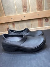 Crocs Women’s Neria Pro II Work Clog Work Slip-On Shoes Womens Size 9