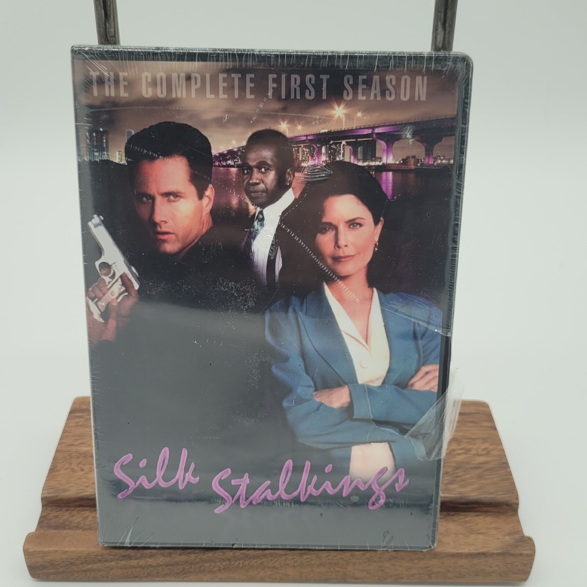 (未使用･未開封品)Silk Stalkings: Complete First Season [DVD] Amazon.com: Silk Stalkings: The Complete Series : Movies & TV