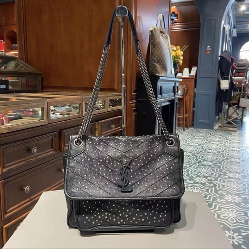 Auth YSL Niki Medium Black Chevron Leather Star Studded Chain Bag Classi