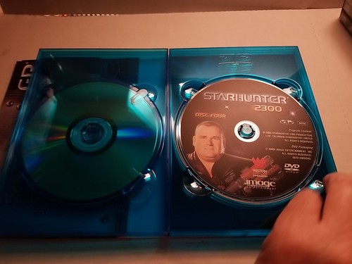 STARHUNTER 2300 COMPLETE SERIES 6-Disc Set Clive Robertson Sci-Fi TV Series 2003 - Bild 7 von 9