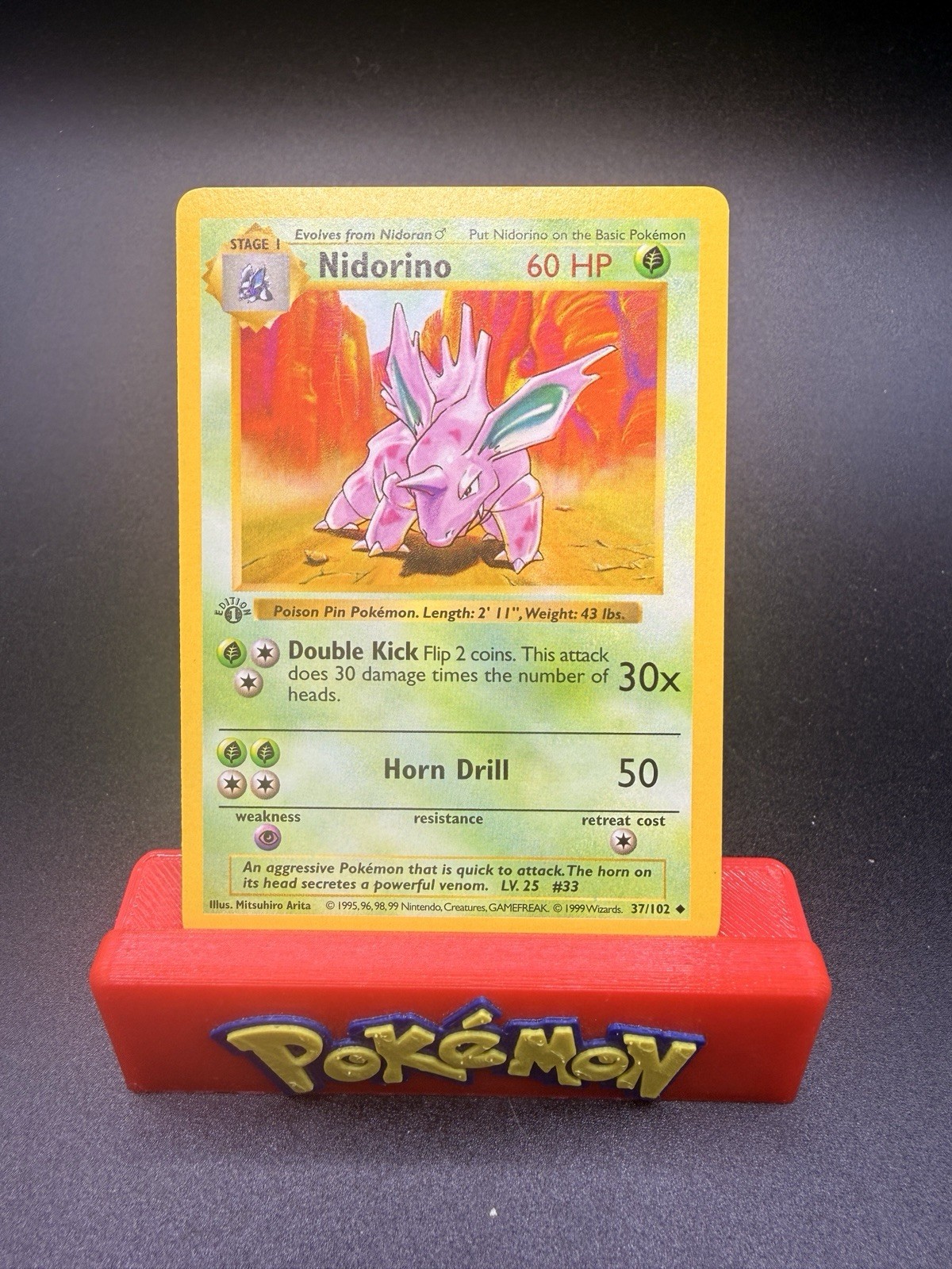 NIDORINO Pokemon Card WOTC 1st Edition Base Set 37/102 NM Gray Stamp