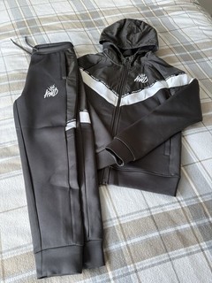 Kings Will Dream Kids Grey & White Tracksuit Excellent Condition Age 10 11