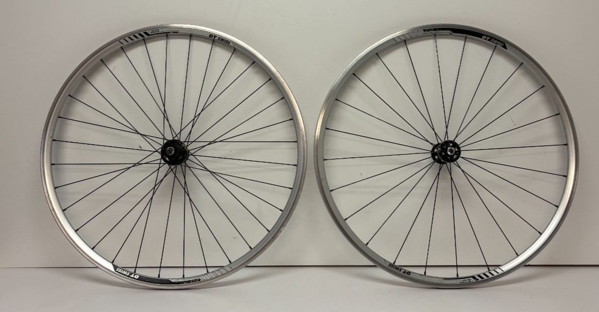 DT Swiss Axis 2.0 32/24-Spoke Silver Aluminum 622x14/700C Road Bike Wheelset