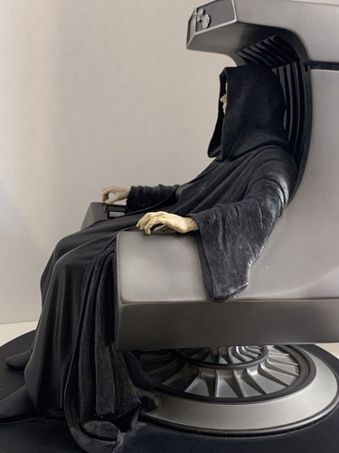 Estatua en silla Attakus Star Wars Emperor Palpatine 2001 - ROTJ - rara 410/1500 - Imagen 17 de 21