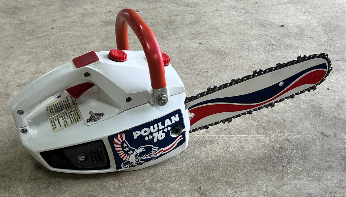 RARE Vintage Poulan 76 Bicentennial Chainsaw with Case 1976