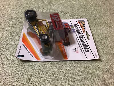 1987 Zee Toys Grippers #19 Simpson / Tiger Sprint Car Motorized 1