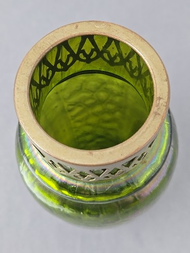 Kralik Iridescent Honeycomb Vase, Metal Top Collar Art Nouveau Glass 1930s 9" - Picture 14 of 19