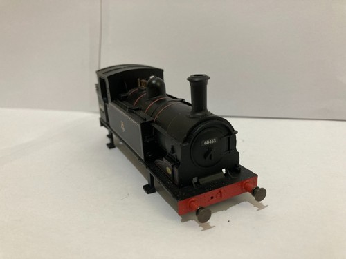 Hornby OO Gauge R2155B LNER J83 68463 Gehäuse BR schwarze Lackierung | Condition: Used