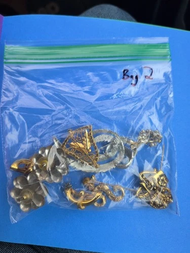 Mixed Lot of Vintage & Modern Costume Jewelry – As Is – Good Condition – No...