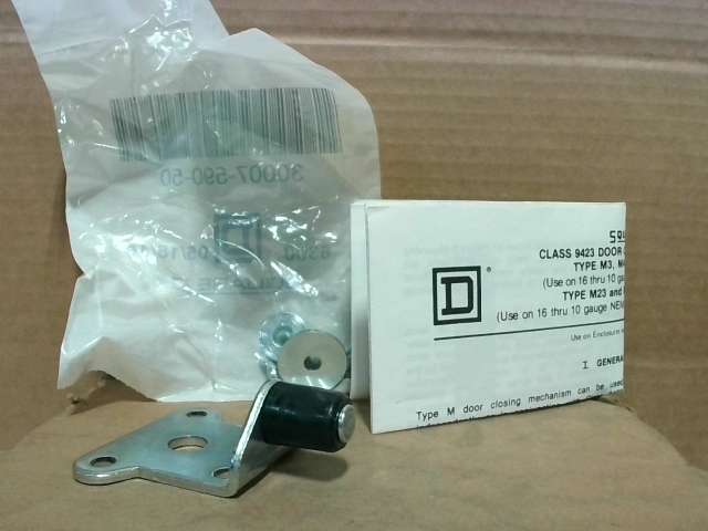 Square D 9423M3 /C Third Roller Latch Kit-New In Box img