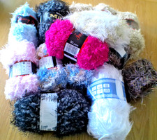 JOB LOT BUNDLE OF FANCY KNITTING YARN   -  Over 730 grams