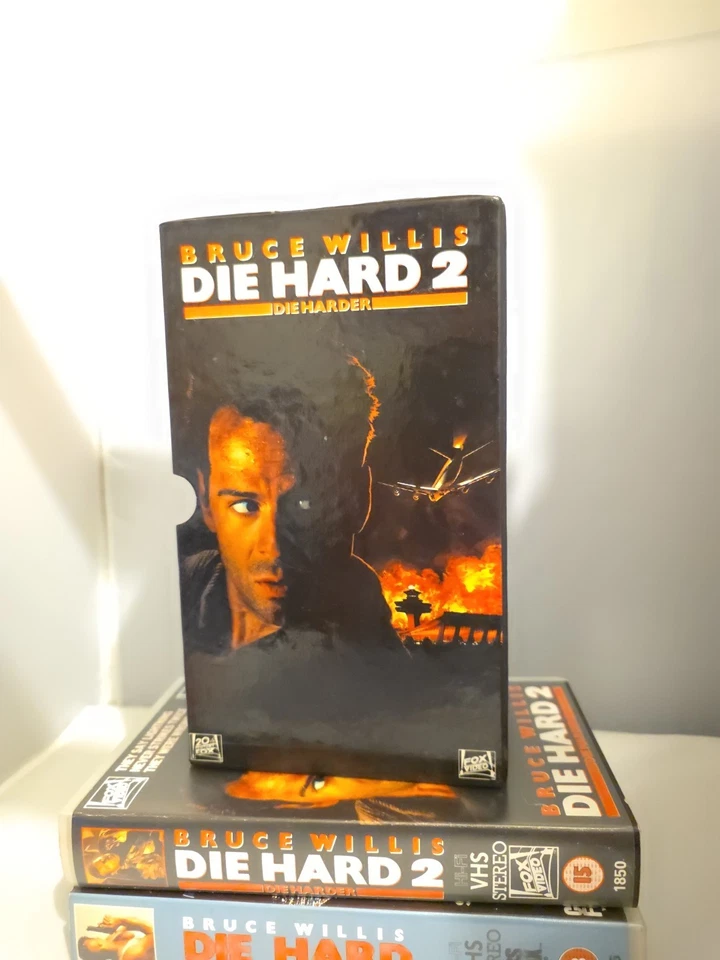 Bruce Willis Double Feature Collectors Edition Die Hard 1 And Die Hard 2 VHS  - Image 4 of 4