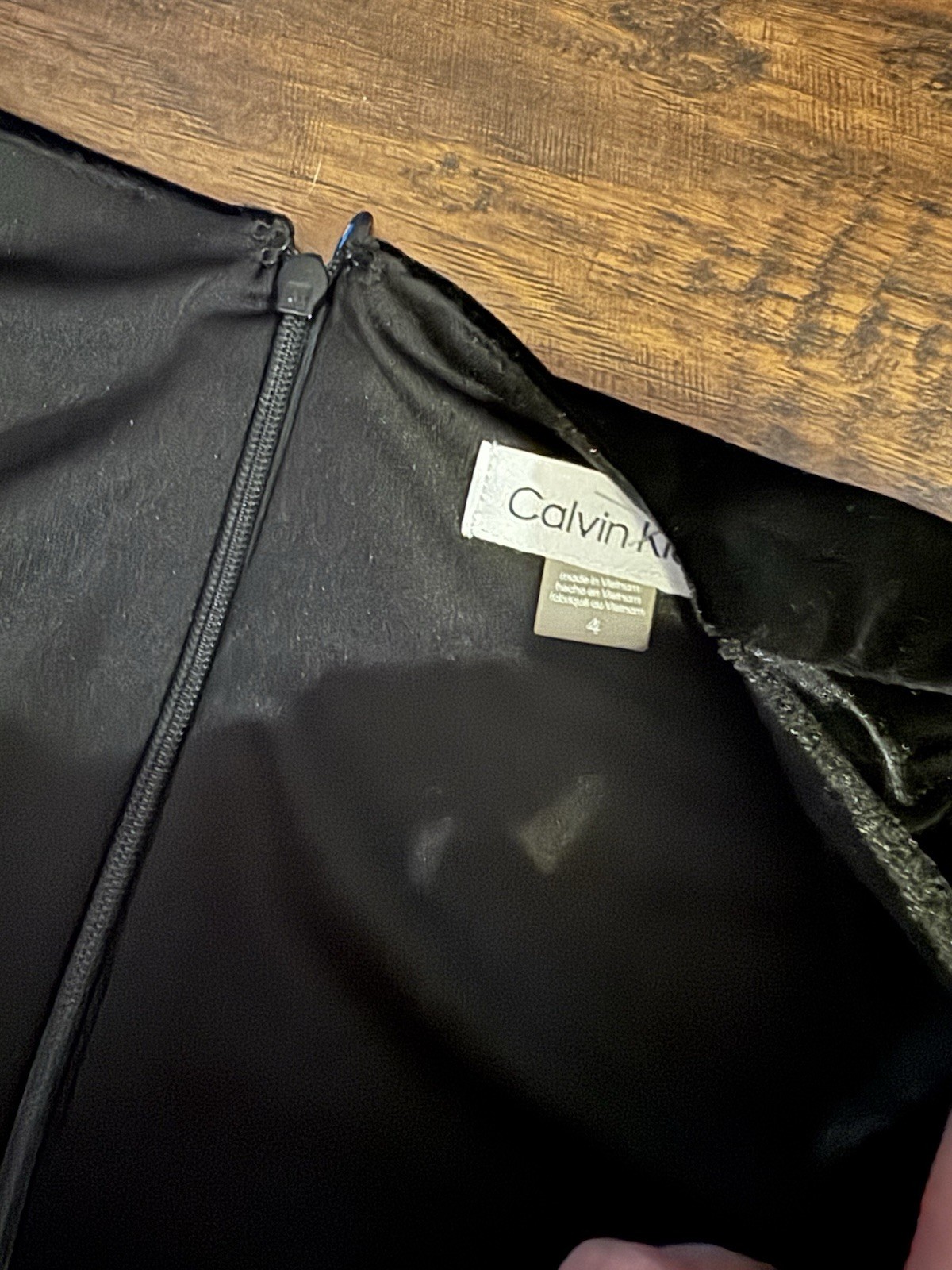 NWT Calvin Klein Black Wrap Velvet Dress Size 4 thumbnail 5