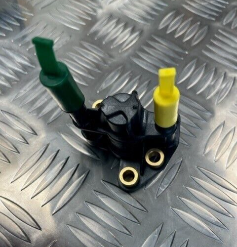 Bosch Urea AdBlue Injector Volvo, Renault F00BH40097 20993011 