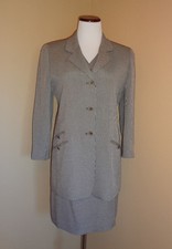 Women's Emanuel Ungaro Grey Stripped 3 Piece Skirt Suit in sz 4/38P