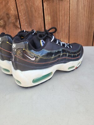 Nike Air Max 95 SE Windbreaker Black/Flash Crimson(CI1900