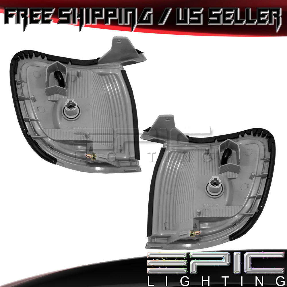 Black Corner Turn Signal Lights for 1996-99 NISSAN