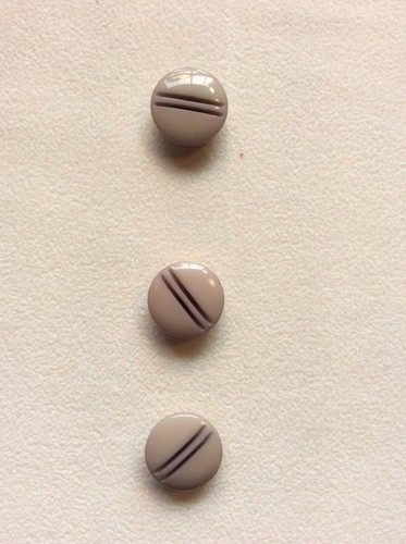 KWIK SEW 3100 NEW & UNOPENED - COMES WITH MATCHING BUTTONS....see details - Picture 4 of 4